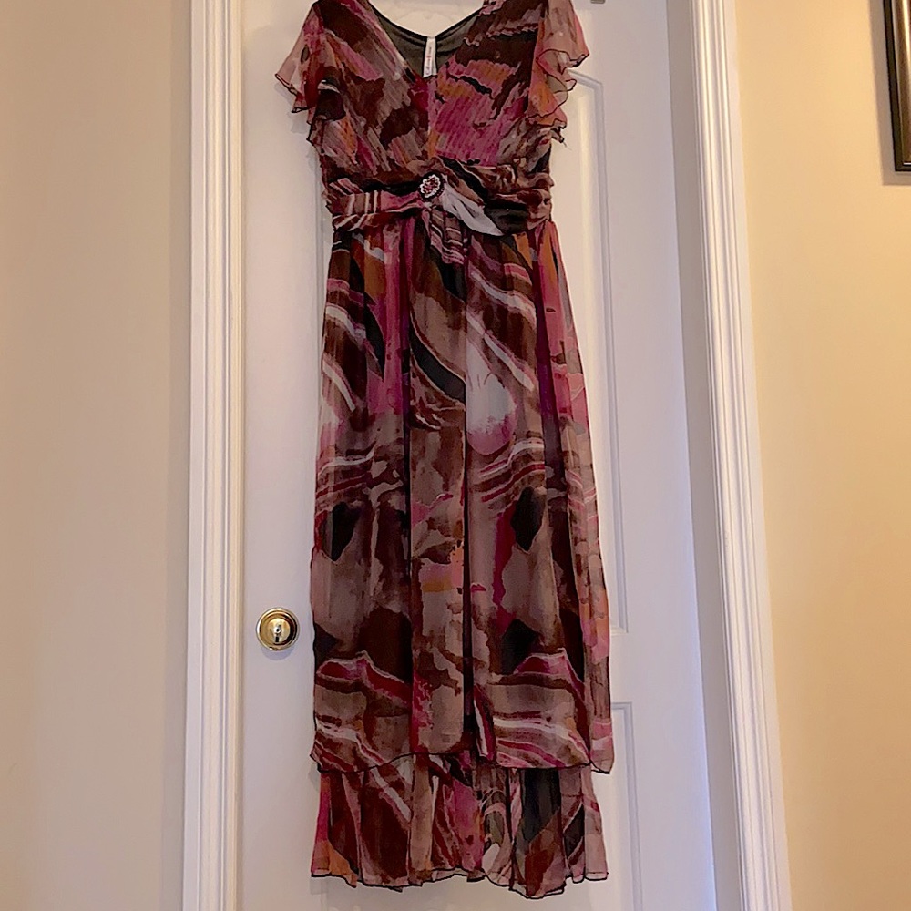 Beautiful light flowy maxi dress in size L